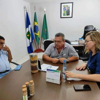 Vereadores participam de reunião com a FUNAI